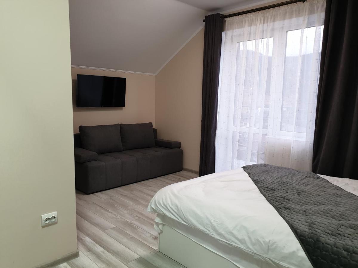 בוקובל Hotel Osher מראה חיצוני תמונה