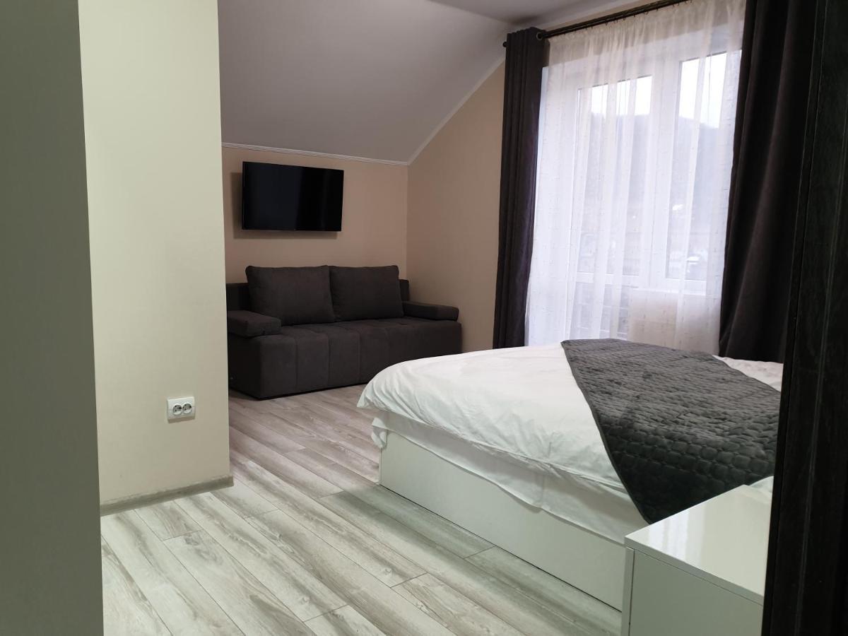 בוקובל Hotel Osher מראה חיצוני תמונה
