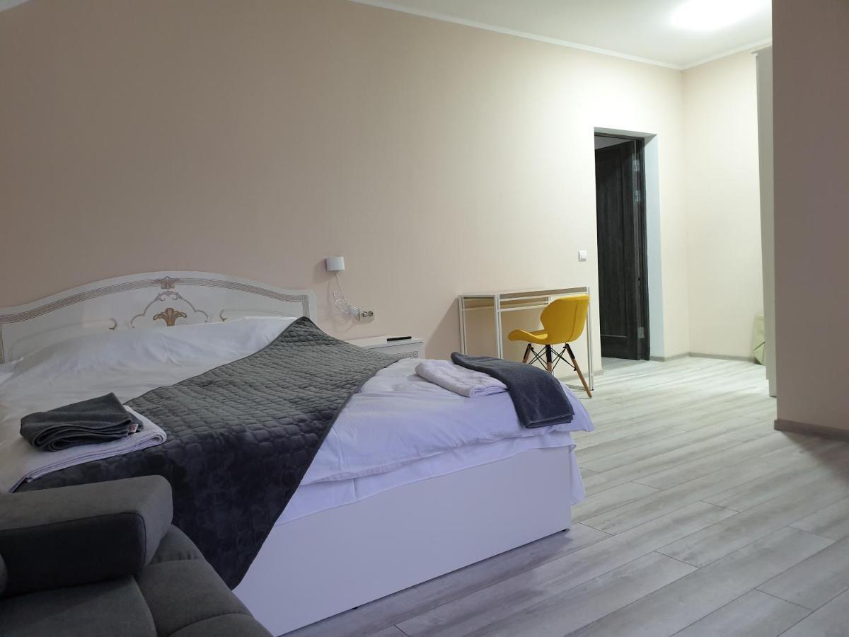 בוקובל Hotel Osher מראה חיצוני תמונה