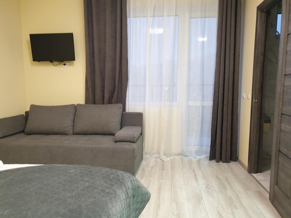 בוקובל Hotel Osher מראה חיצוני תמונה